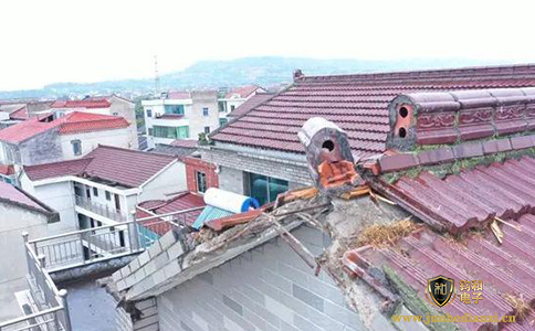 钧和电子分享绍兴一处民宅遭雷击 钧和电子分享绍兴一处民宅遭雷击
